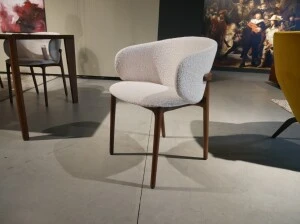 Artisan Mela Chair eetkamerstoel Opruiming in Europees Walnoot